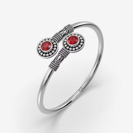 Hiraola's Product Image