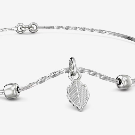 Hiraola's Product Image